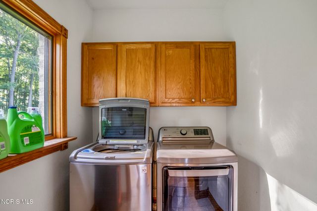 1189 Ottawa Road, Genoa, OH 43430