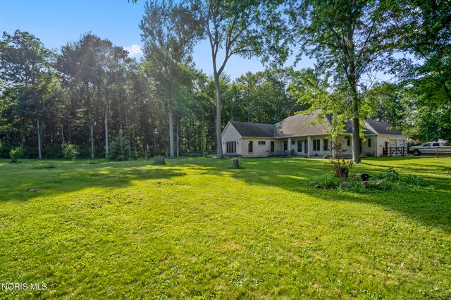 1189 Ottawa Road, Genoa, OH 43430