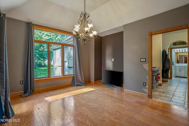 1189 Ottawa Road, Genoa, OH 43430