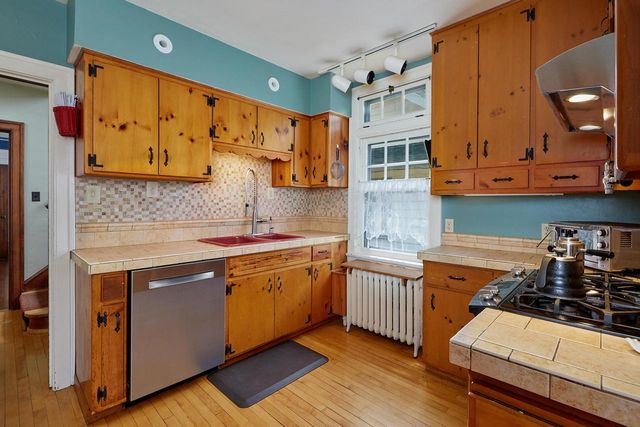1549 N 51st STREET, Milwaukee, WI 53208