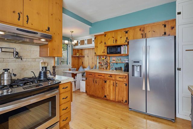1549 N 51st STREET, Milwaukee, WI 53208
