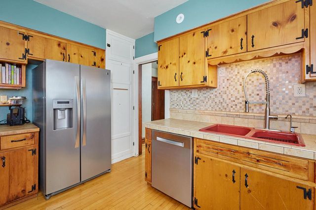 1549 N 51st STREET, Milwaukee, WI 53208