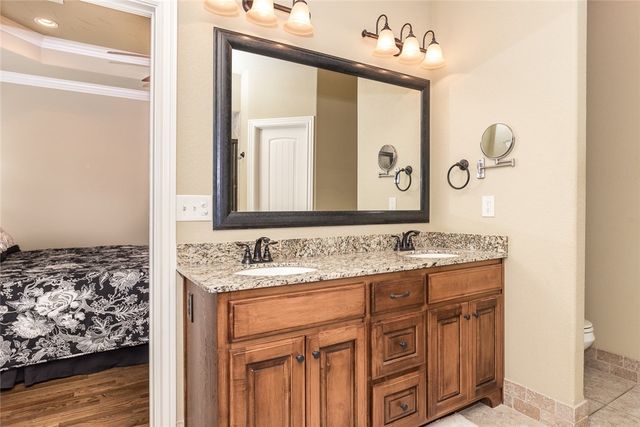 5602 W Murfield Drive, Rogers, AR 72758