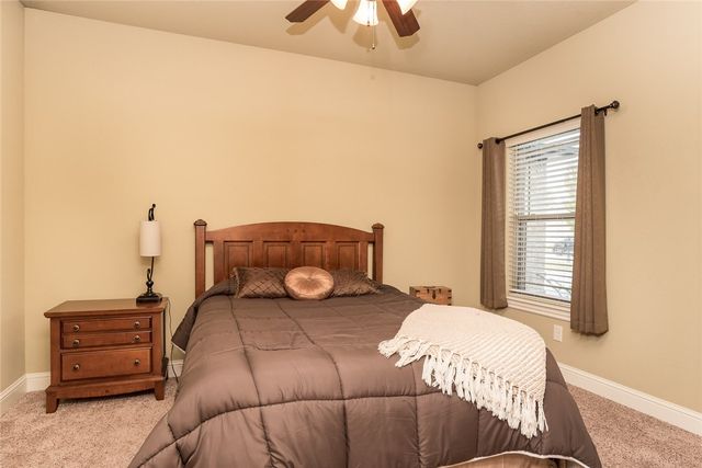 5602 W Murfield Drive, Rogers, AR 72758