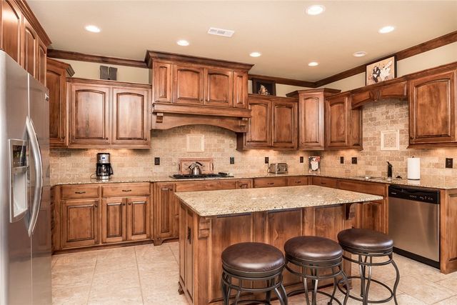 5602 W Murfield Drive, Rogers, AR 72758