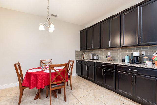 1153 SPINNING WHEEL DRIVE, Apopka, FL 32712