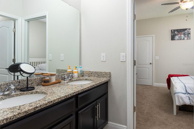 1153 SPINNING WHEEL DRIVE, Apopka, FL 32712