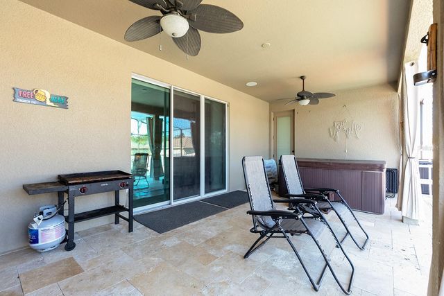 1153 SPINNING WHEEL DRIVE, Apopka, FL 32712