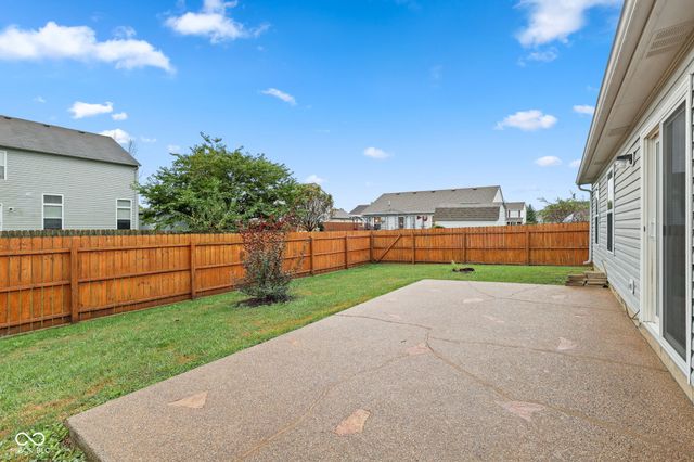 1585 Sweetwater Lane, Greenfield, IN 46140