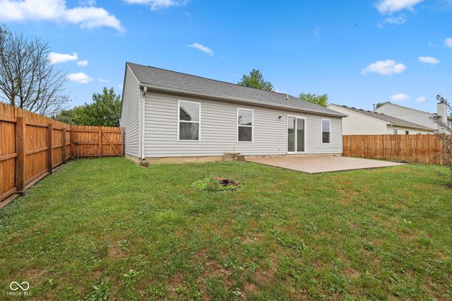 1585 Sweetwater Lane, Greenfield, IN 46140