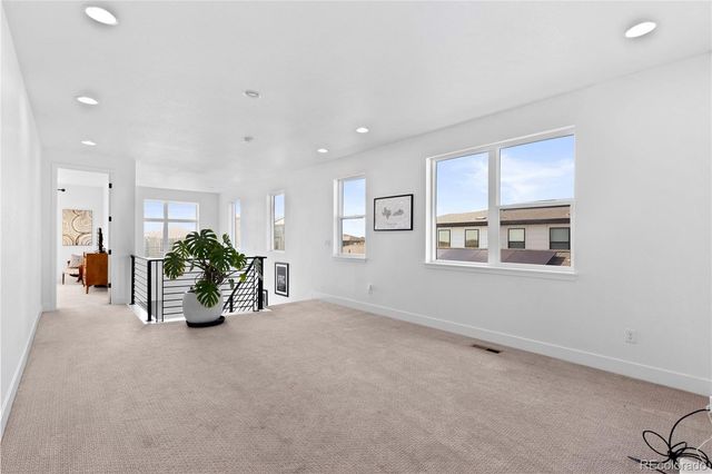 6058 N Perth Street, Aurora, CO 80019