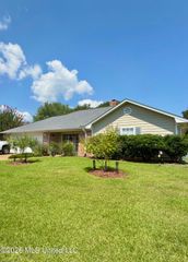 540 Brentwood Drive, Madison, MS 39110