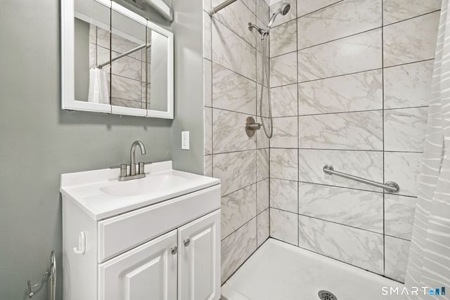 115 Kingston Drive, East Hartford, CT 06118