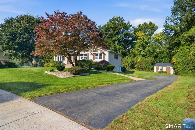 115 Kingston Drive, East Hartford, CT 06118