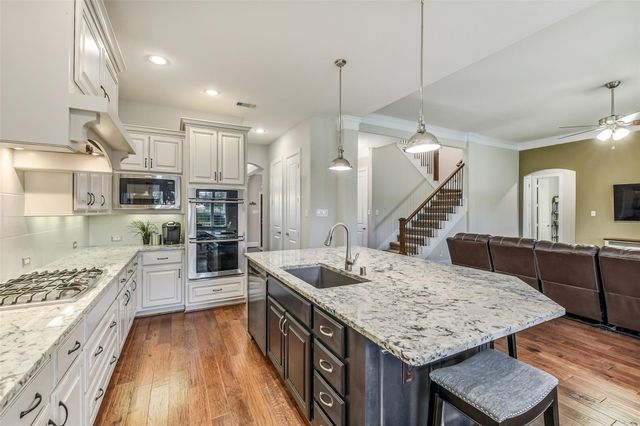 1408 Tanner Woods Lane, Friendswood, TX 77546