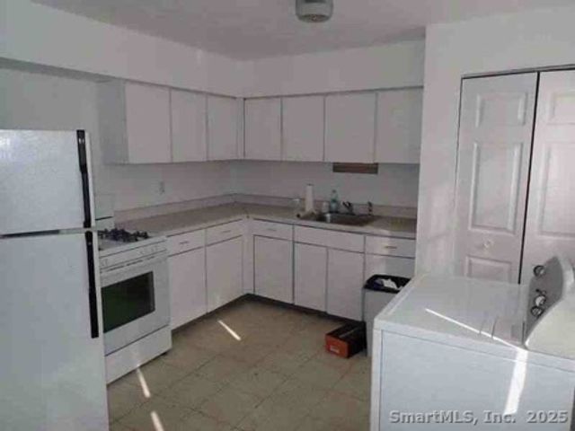 165 Yaremich Drive, Bridgeport, CT 06606