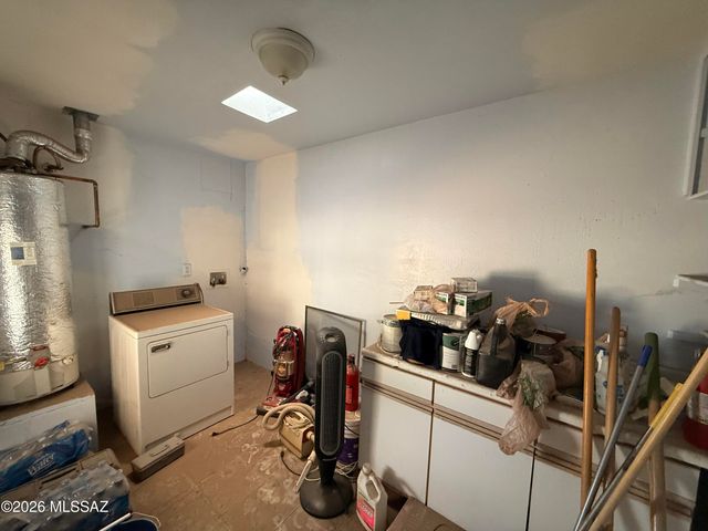 2111 S Miramonte Stravenue, Tucson, AZ 85713