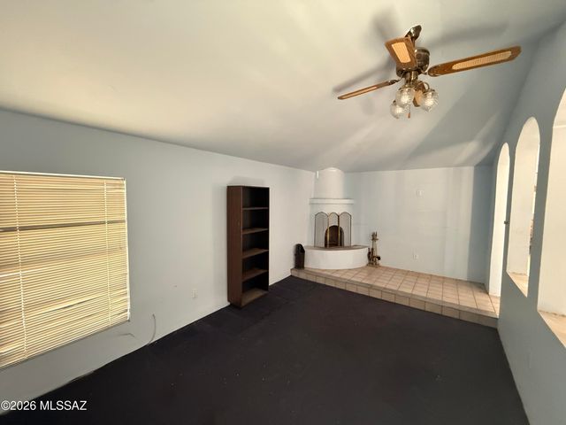2111 S Miramonte Stravenue, Tucson, AZ 85713