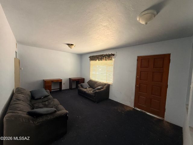 2111 S Miramonte Stravenue, Tucson, AZ 85713