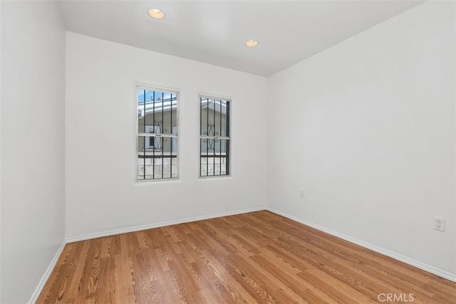 726 S Oak, Santa Ana, CA 92701