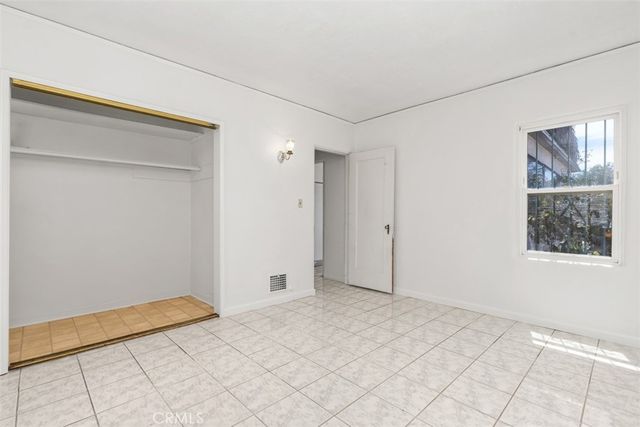 726 S Oak, Santa Ana, CA 92701