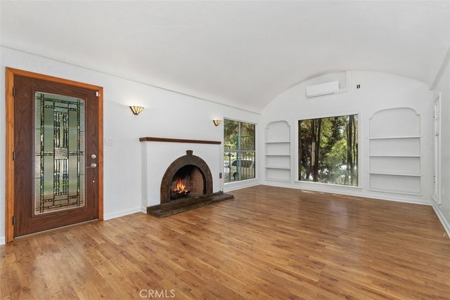 726 S Oak, Santa Ana, CA 92701