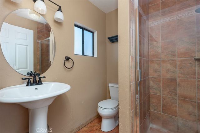 726 S Oak, Santa Ana, CA 92701