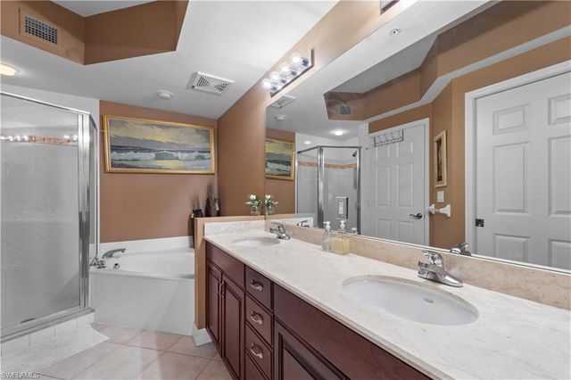 2797 1st ST 1602, Fort Myers, FL 33916