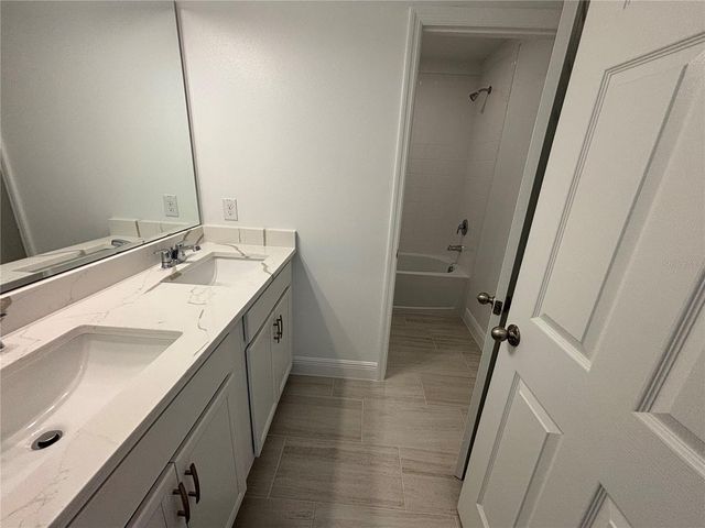 6982 ROLLING GARDENS LOOP, Groveland, FL 34736