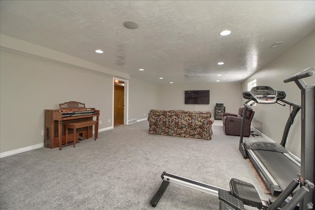 15 N 3300 W, Layton, UT 84041