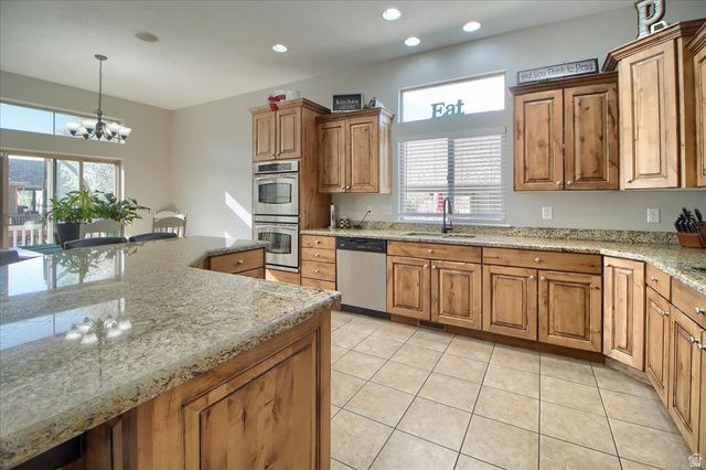 15 N 3300 W, Layton, UT 84041