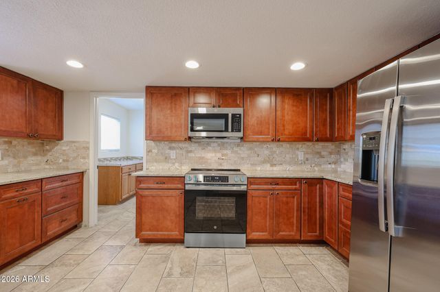 10624 N 25TH Street, Phoenix, AZ 85028