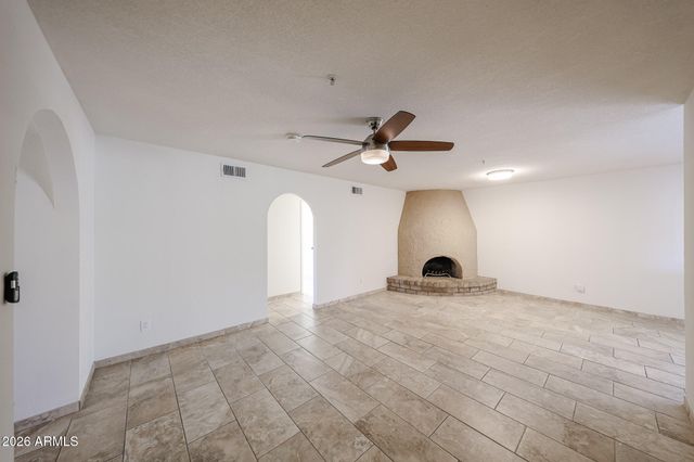 10624 N 25TH Street, Phoenix, AZ 85028