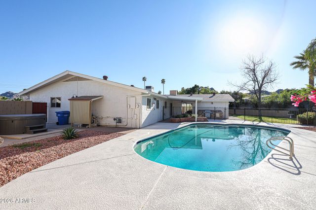 10624 N 25TH Street, Phoenix, AZ 85028