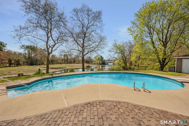 22 Collins Road, Stonington, CT 06378