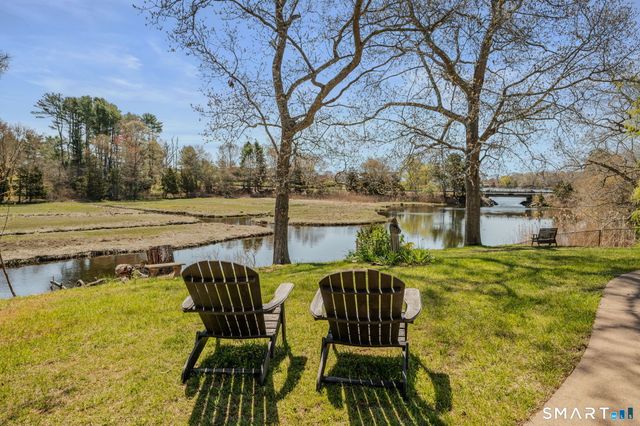 22 Collins Road, Stonington, CT 06378