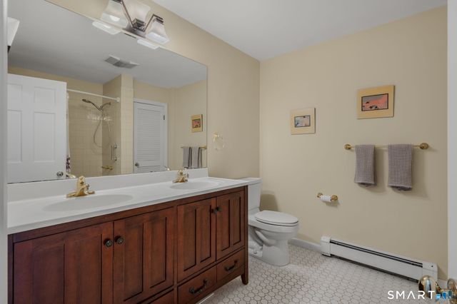 22 Collins Road, Stonington, CT 06378