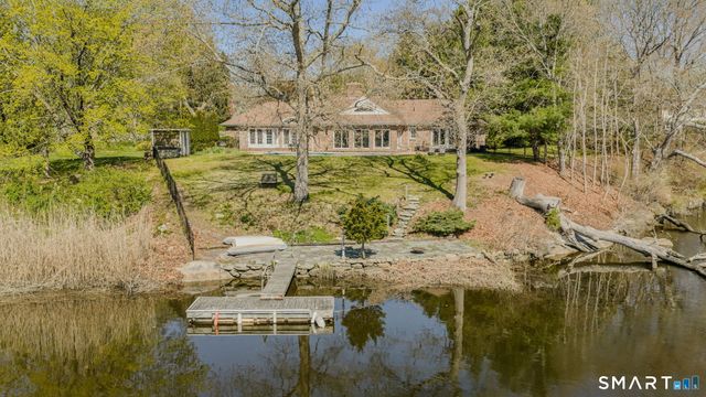 22 Collins Road, Stonington, CT 06378