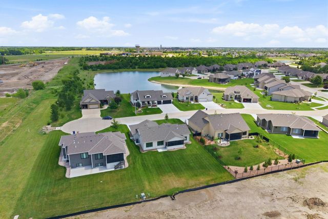 5926 E Forbes Ct., Bel Aire, KS 67220