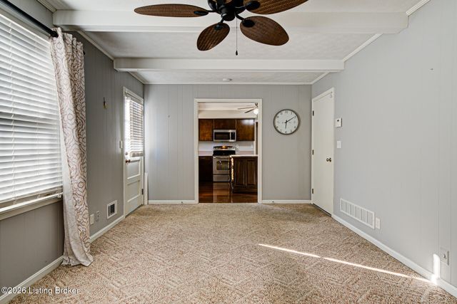 816 Foxwood Ave, Louisville, KY 40223