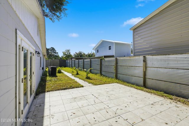 6502 BARNES Road S, Jacksonville, FL 32216