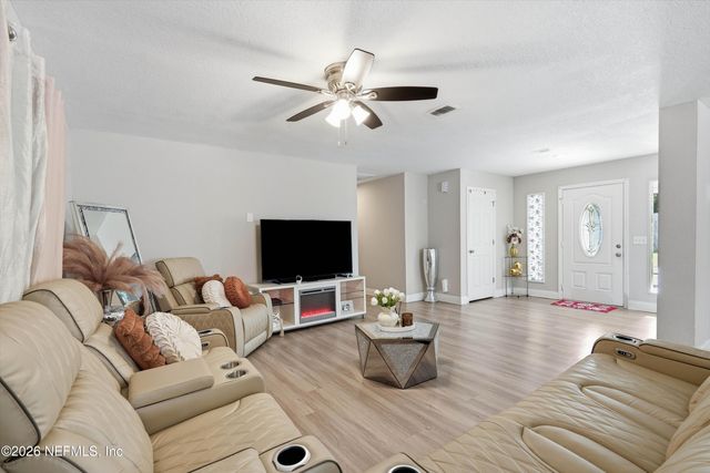 6502 BARNES Road S, Jacksonville, FL 32216