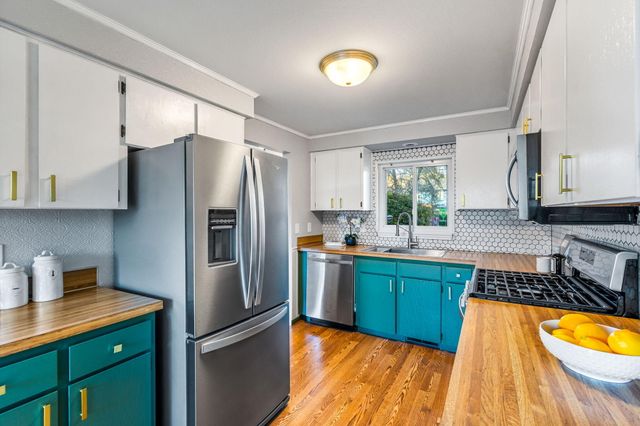 5578 Fernbrook Court S, Salem, OR 97306