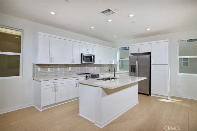 6045 Fairfax Drive, Eastvale, CA 92880