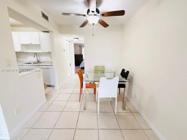 3061 NW 47th Ter 228B, Lauderdale Lakes, FL 33313