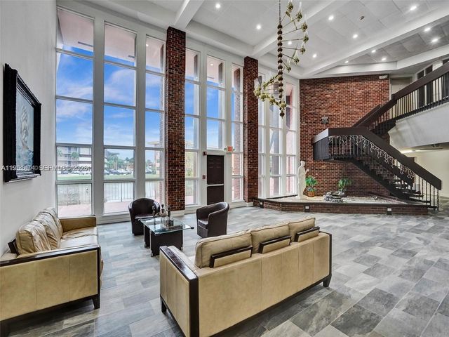 3061 NW 47th Ter 228B, Lauderdale Lakes, FL 33313