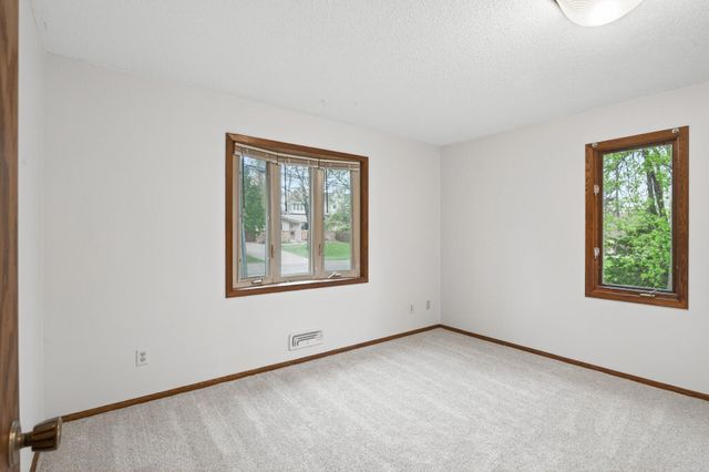 3454 Georgia Avenue N, Crystal, MN 55427