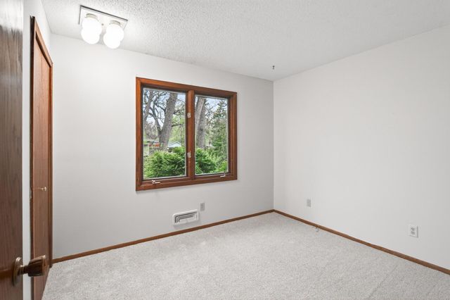 3454 Georgia Avenue N, Crystal, MN 55427