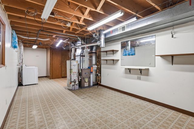 3454 Georgia Avenue N, Crystal, MN 55427