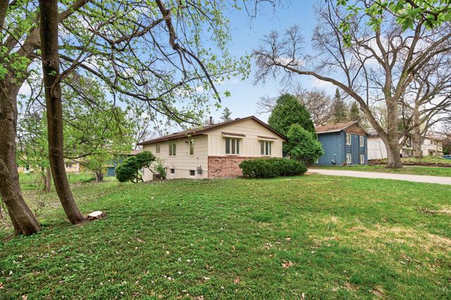 3454 Georgia Avenue N, Crystal, MN 55427